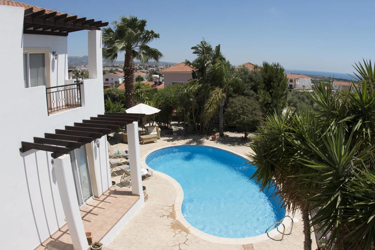 Villa Rocco By Ezoria Peyia Exterior photo